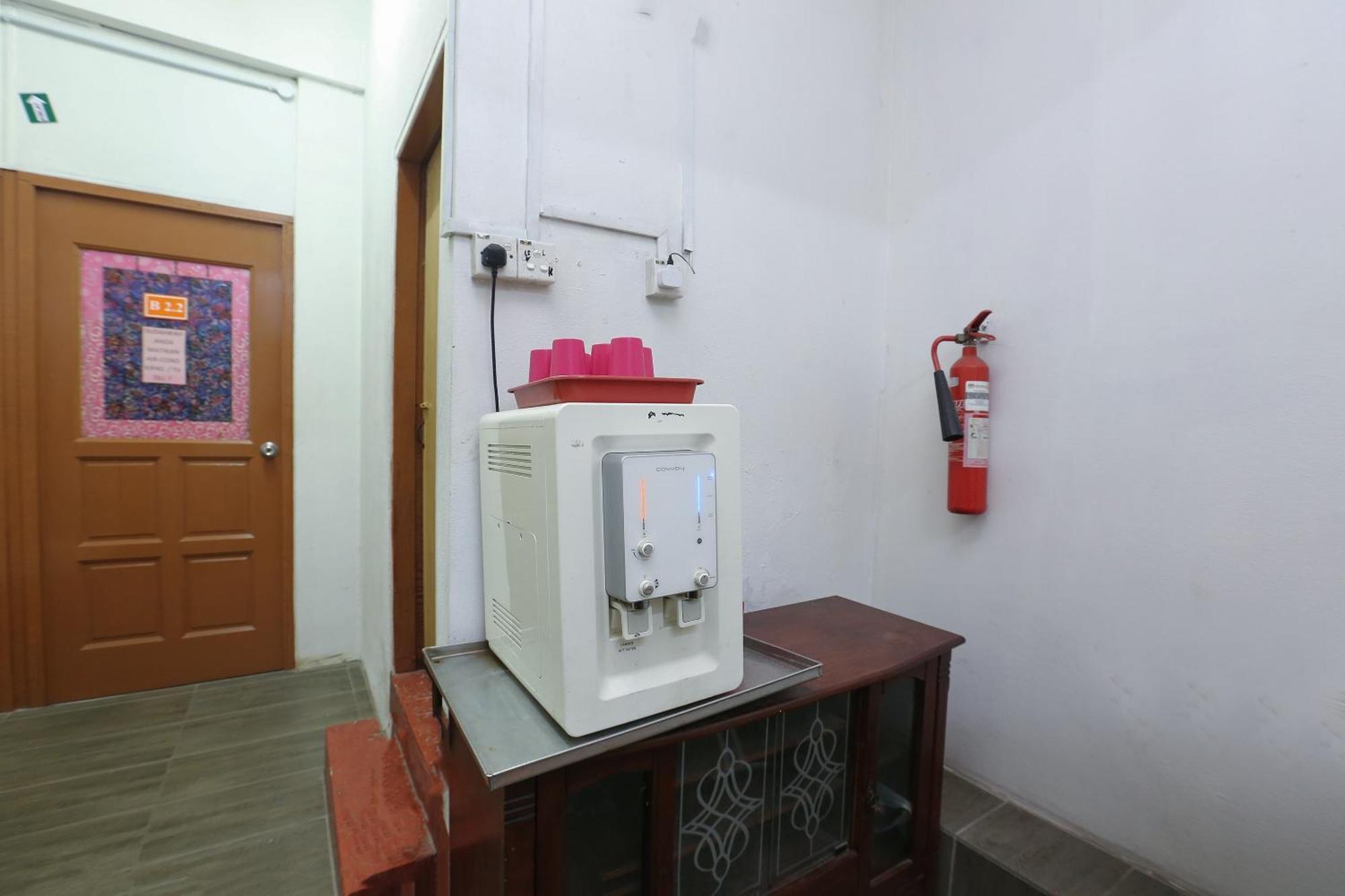 SPOT ON 89755 D&d Budget Inn Kota Bharu Exterior foto