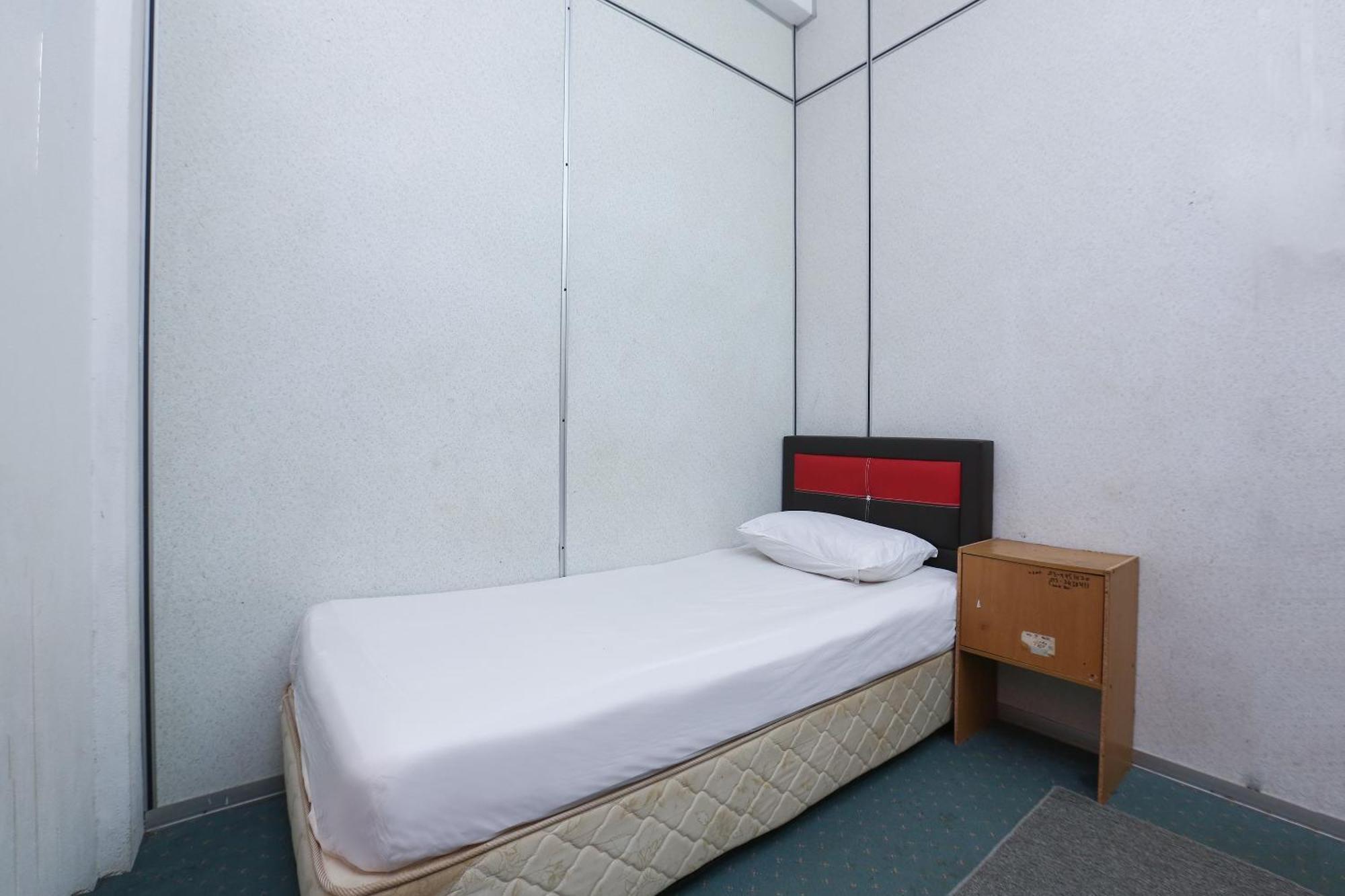 SPOT ON 89755 D&d Budget Inn Kota Bharu Exterior foto