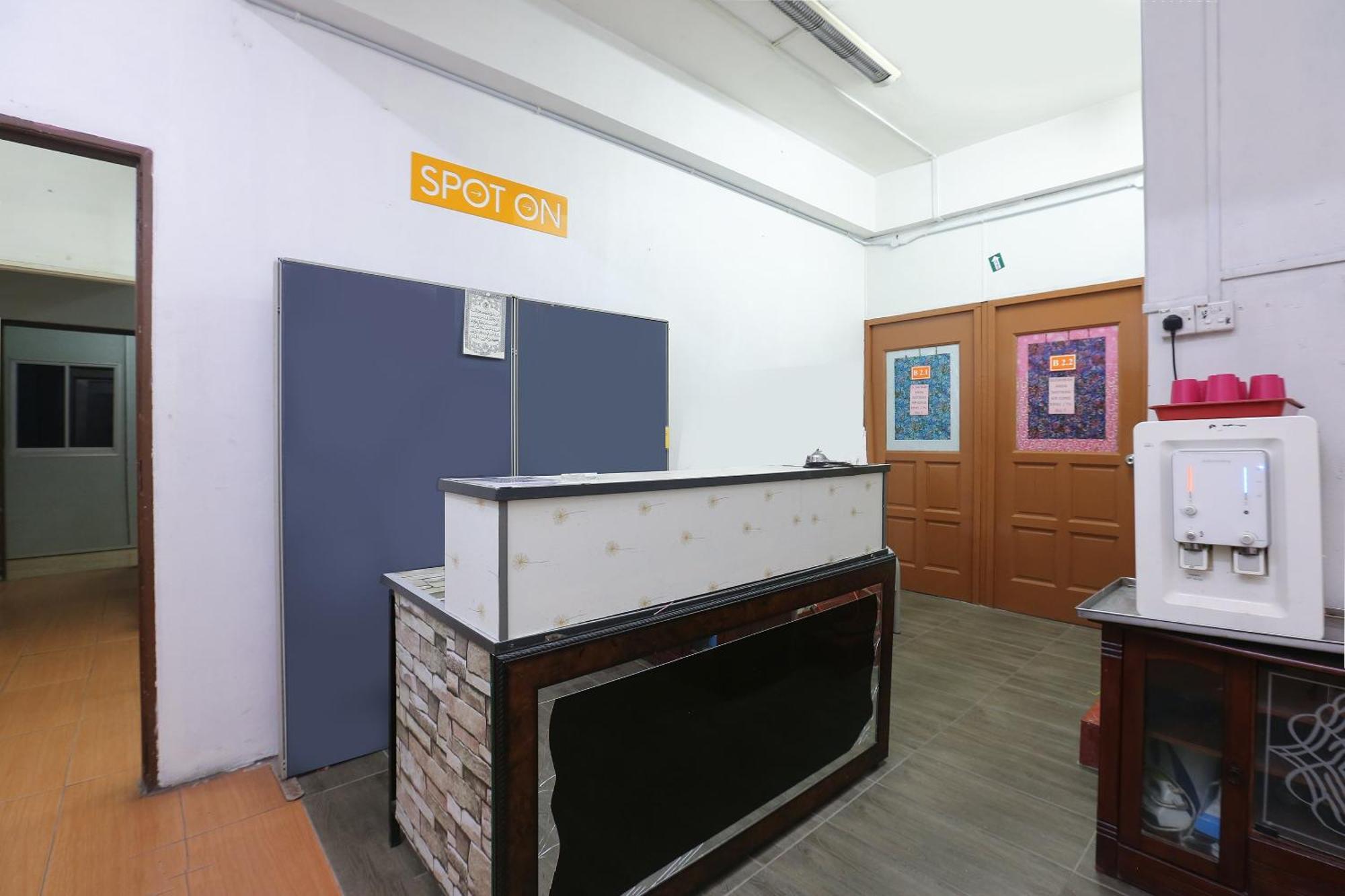 SPOT ON 89755 D&d Budget Inn Kota Bharu Exterior foto