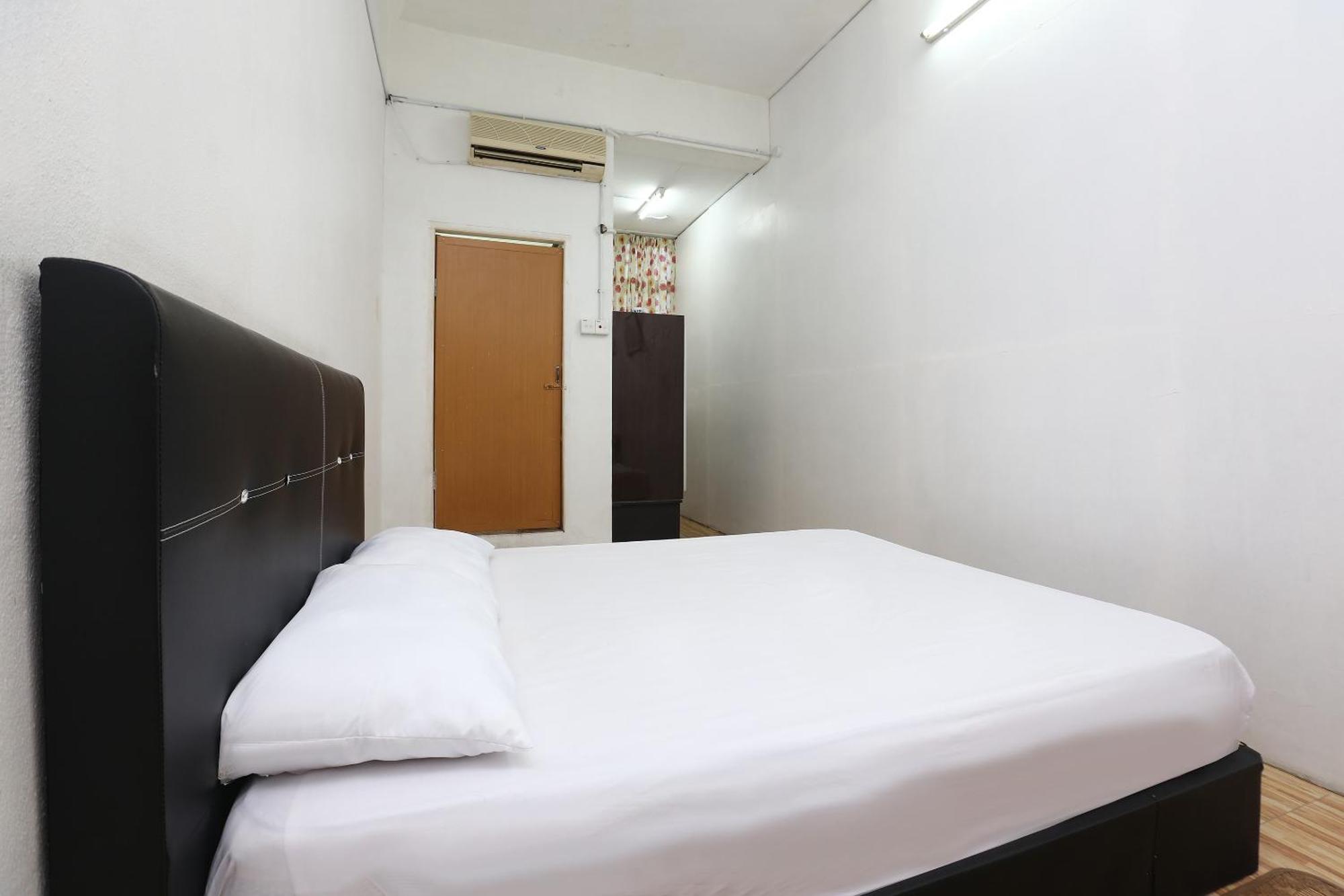 SPOT ON 89755 D&d Budget Inn Kota Bharu Exterior foto