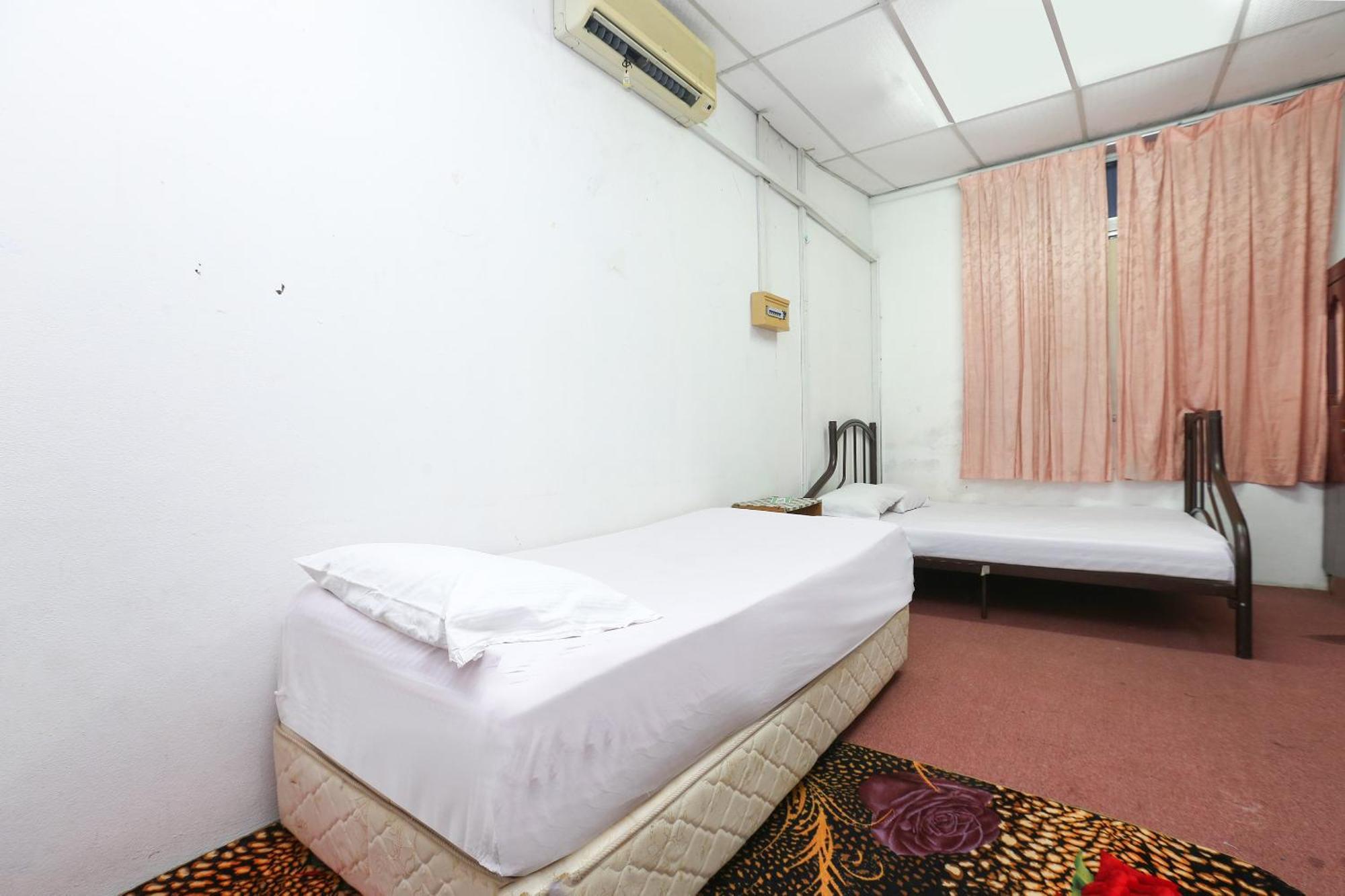 SPOT ON 89755 D&d Budget Inn Kota Bharu Exterior foto