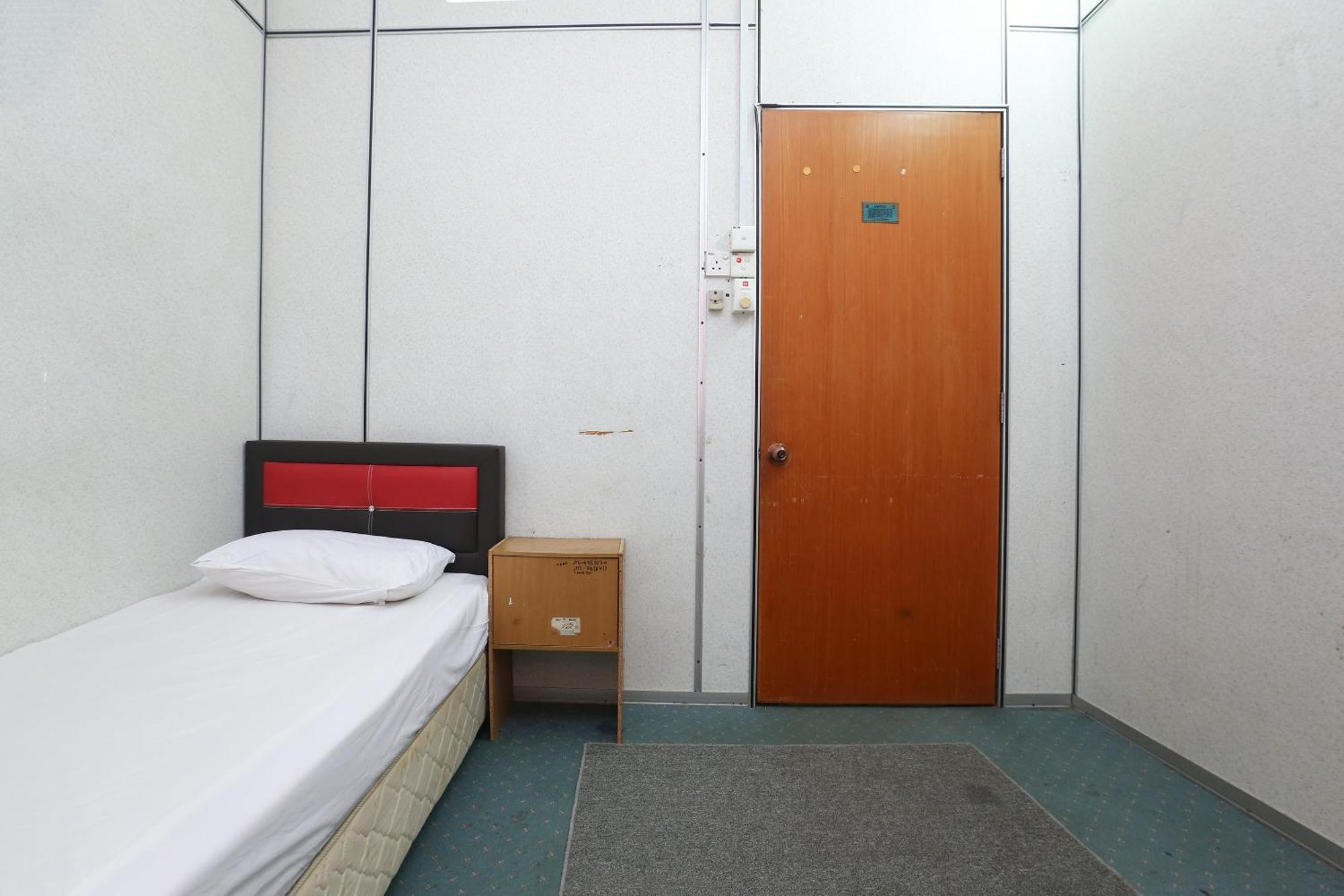 SPOT ON 89755 D&d Budget Inn Kota Bharu Exterior foto