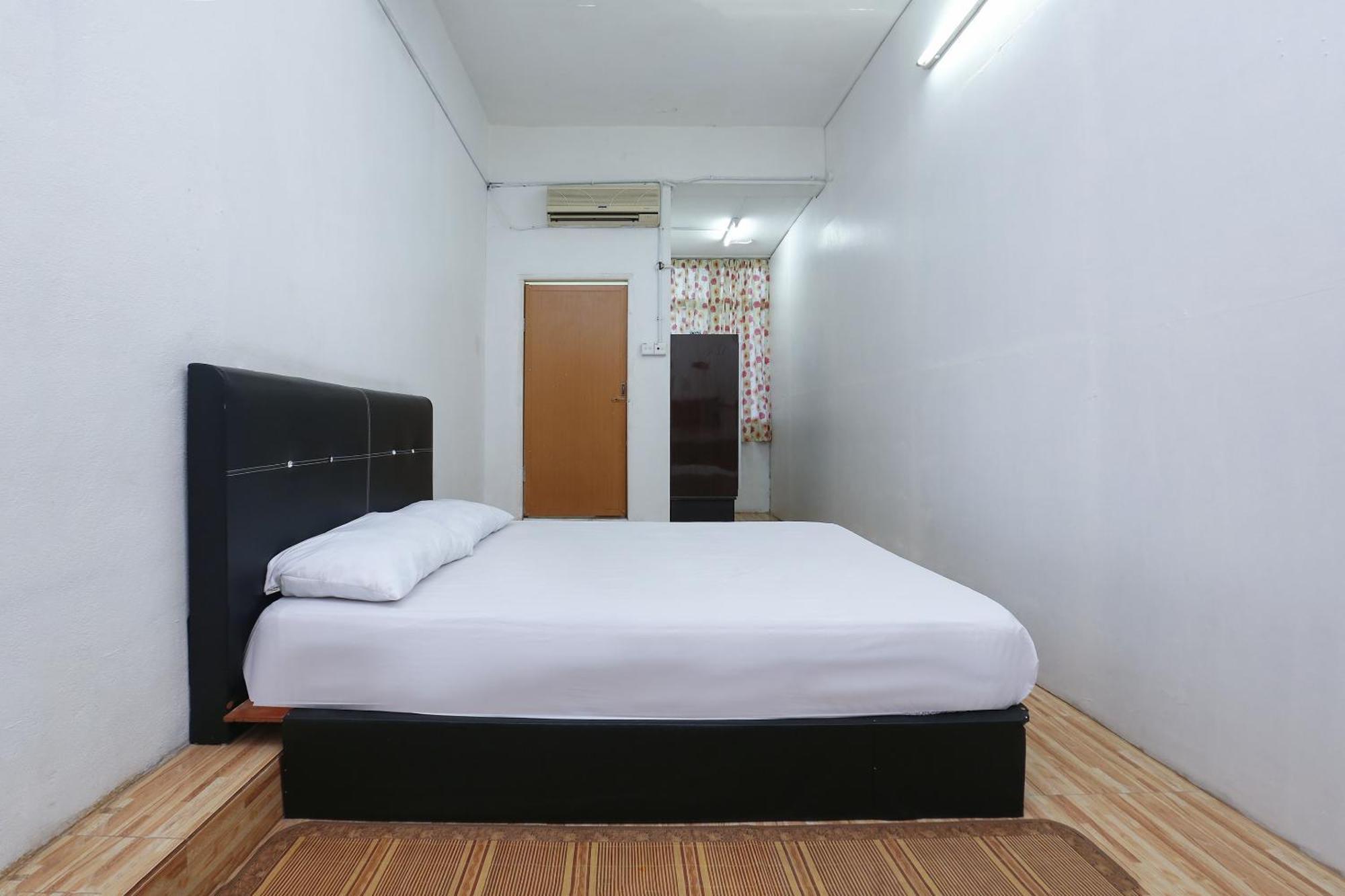 SPOT ON 89755 D&d Budget Inn Kota Bharu Exterior foto