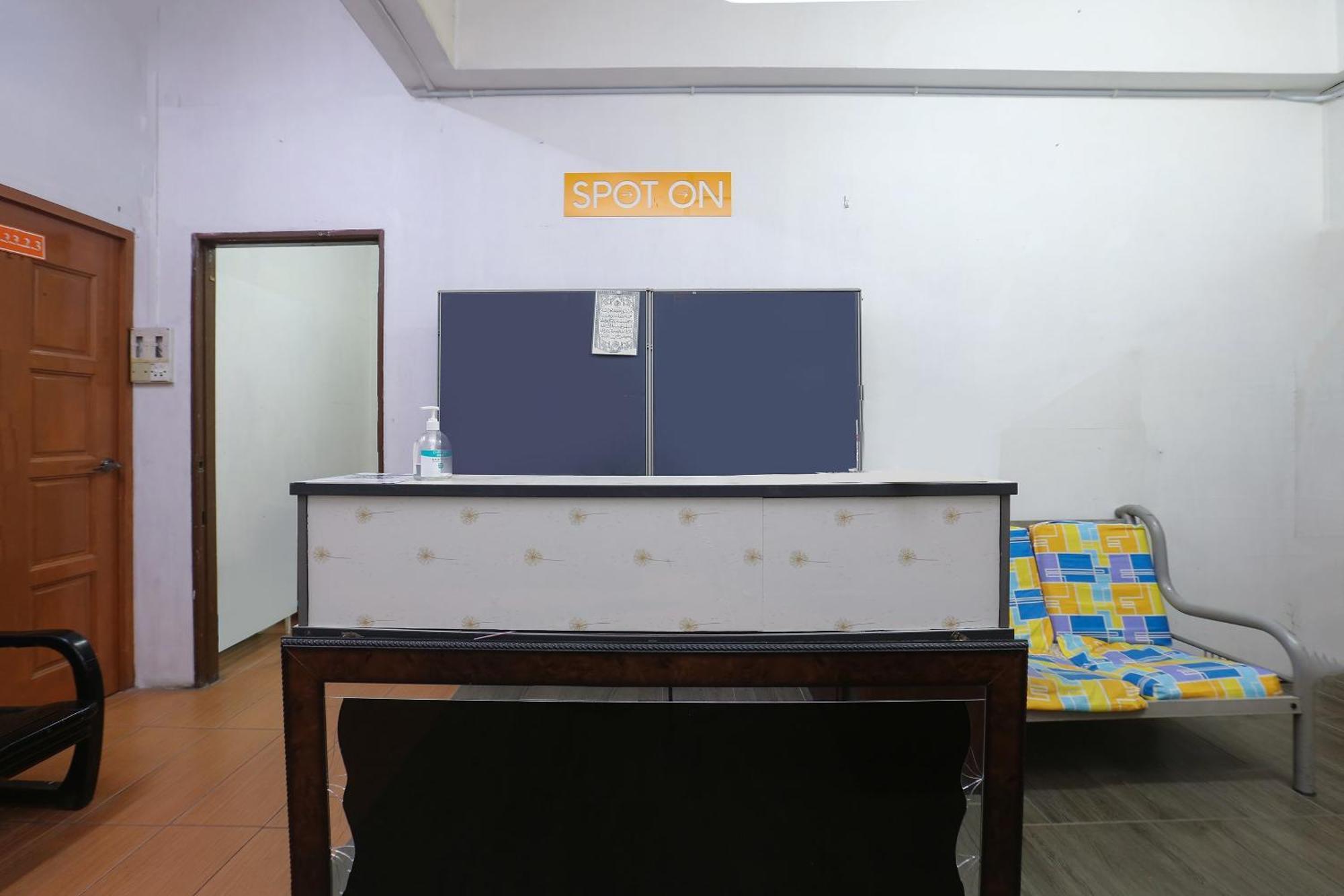 SPOT ON 89755 D&d Budget Inn Kota Bharu Exterior foto